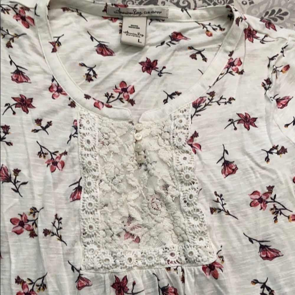 American Rag top - Picture 2 of 4